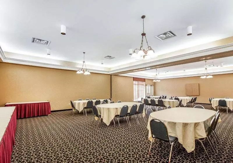 Leconte Hotel & Convention Center, Ascend Hotel Collection