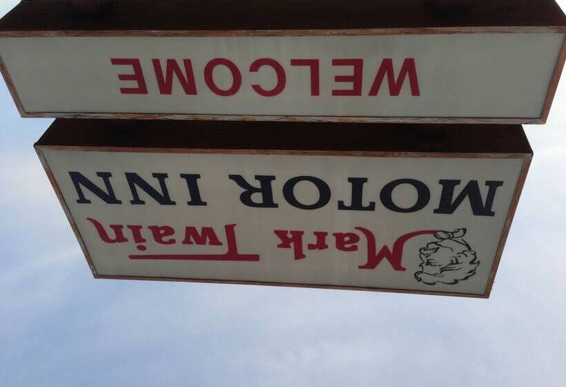 Otel Mark Twain Motor Inn