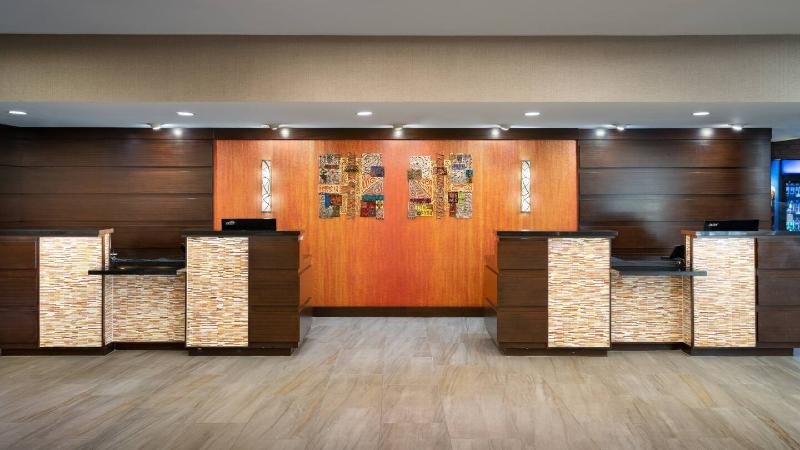 فندق Doubletree By Hilton Minneapolis Airport, Mn