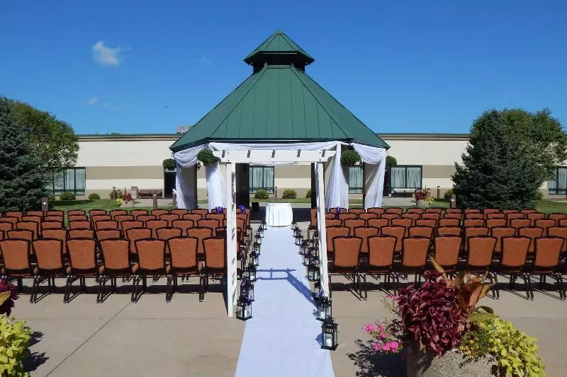 هتل Doubletree By Hilton Minneapolis Airport, Mn