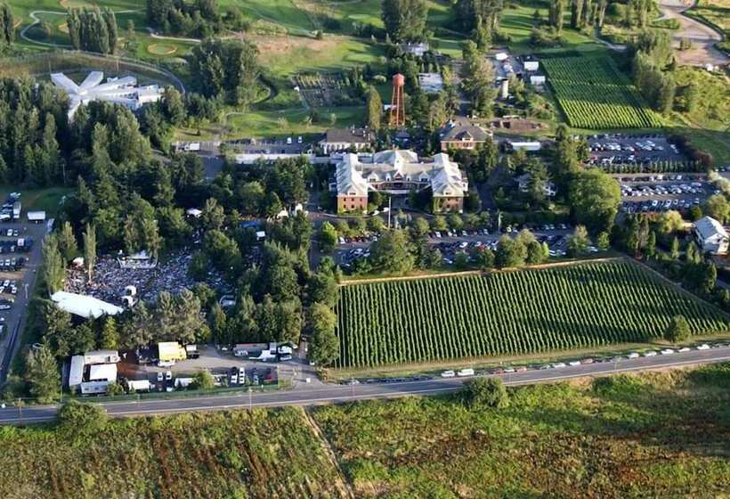 Отель Mcmenamins Edgefield