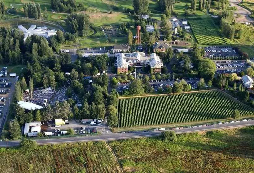 בית מלון כפרי Mcmenamins Edgefield