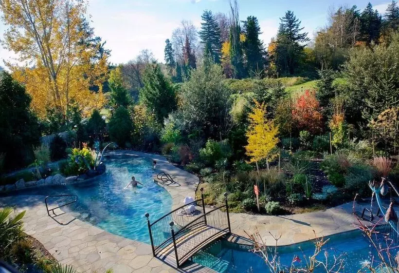 בית מלון כפרי Mcmenamins Edgefield