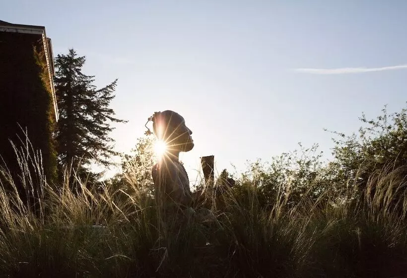 בית מלון כפרי Mcmenamins Edgefield