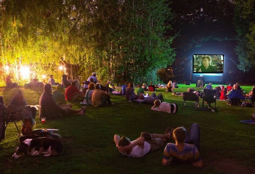 Отель Mcmenamins Edgefield