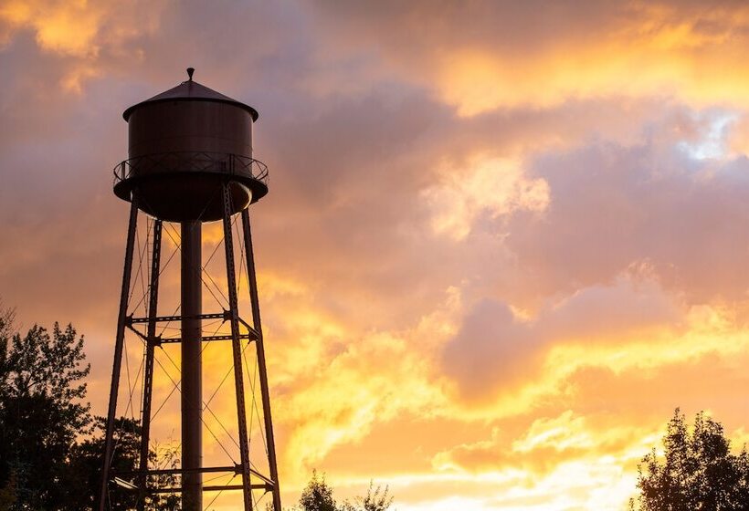 Отель Mcmenamins Edgefield