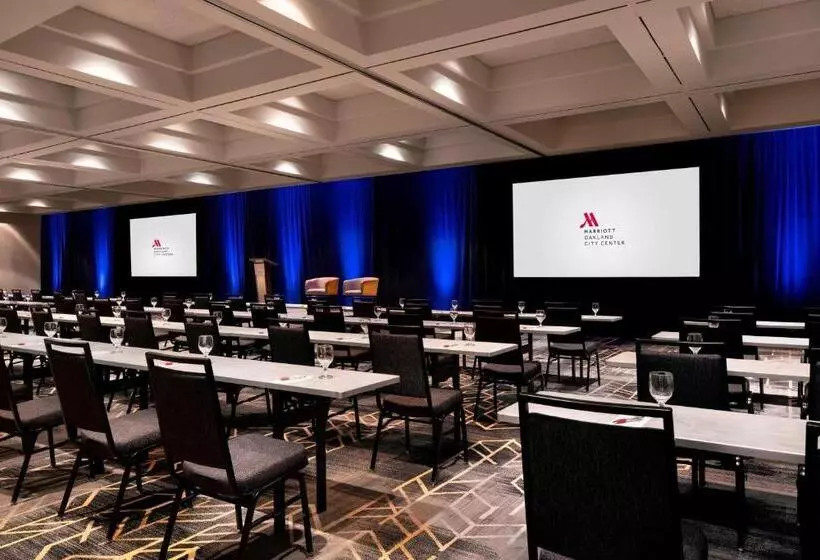 فندق Oakland Marriott City Center