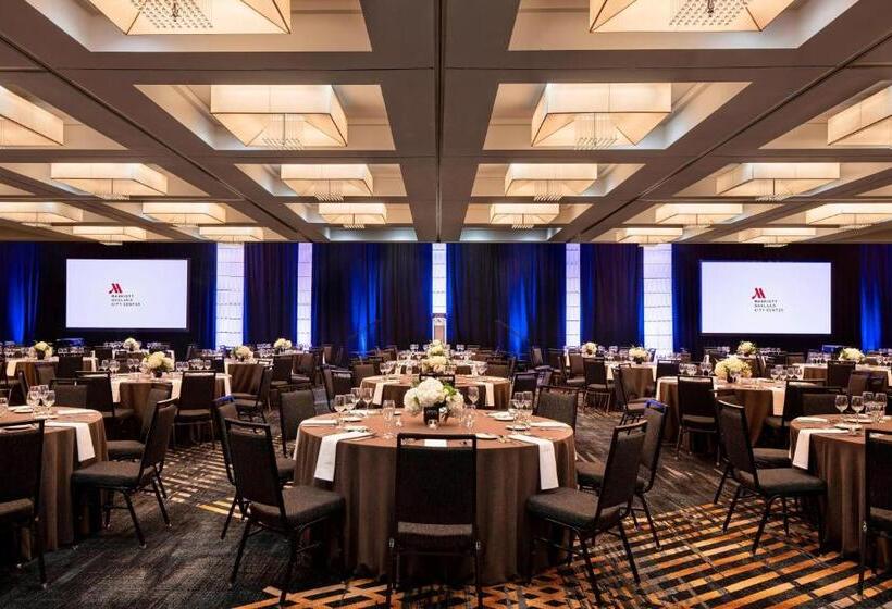 בית מלון כפרי Oakland Marriott City Center