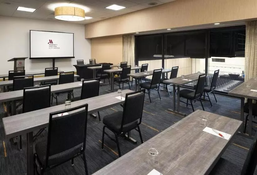 فندق Oakland Marriott City Center