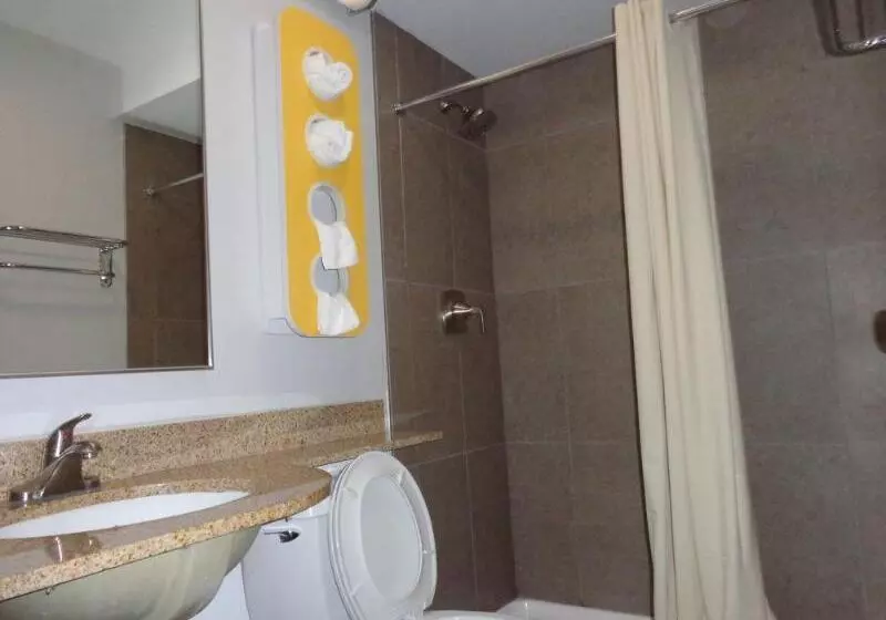 Szálloda Quality Inn & Suites Watertown Fort Drum