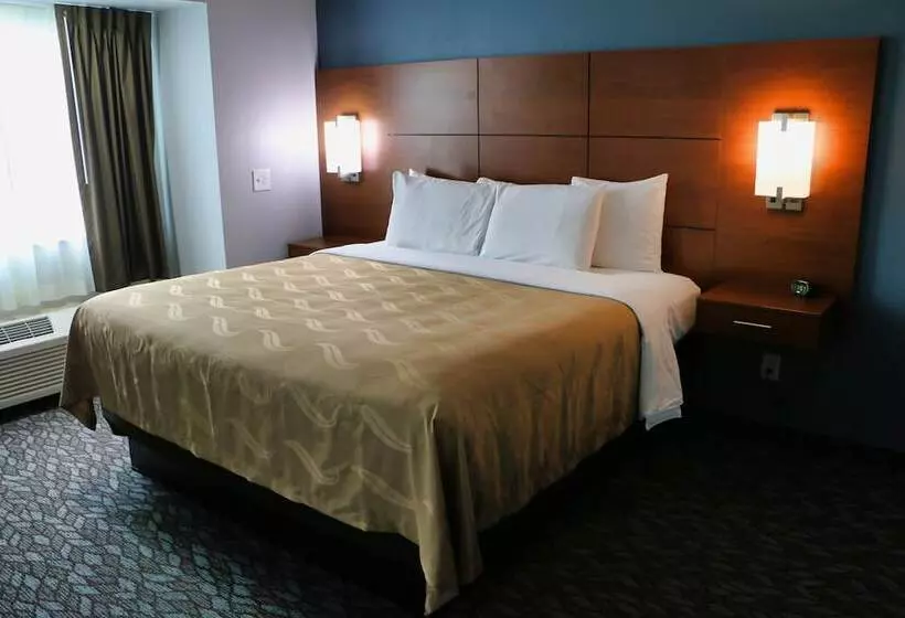 Szálloda Quality Inn & Suites Watertown Fort Drum