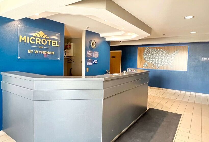 Microtel Inn By Wyndham Janesville