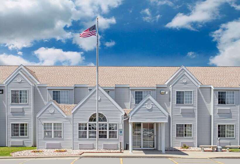 Microtel Inn By Wyndham Janesville