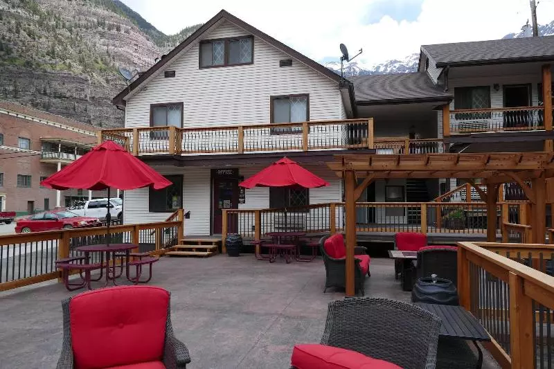 Мотель Matterhorn Inn Ouray