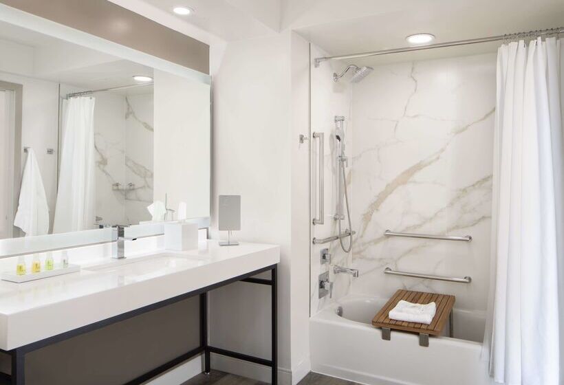 The Royal Sonesta Kaua I Resort Lihue