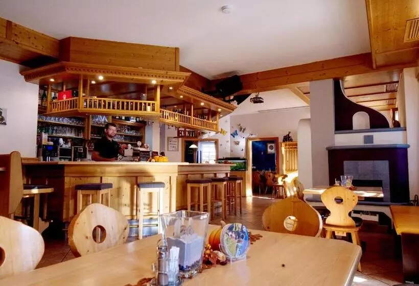 Hostelli Gasthof Zum Postwirt