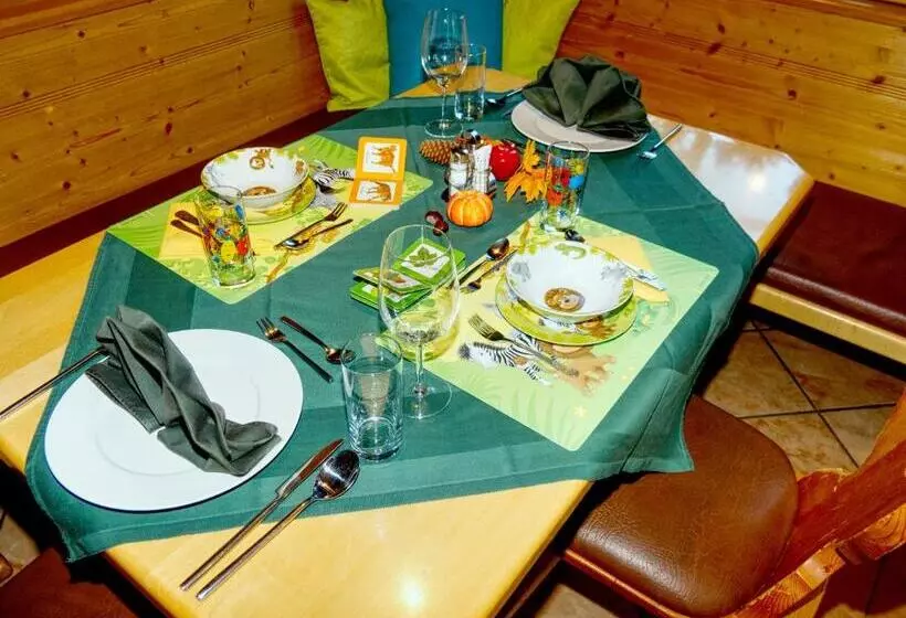 Hostelli Gasthof Zum Postwirt