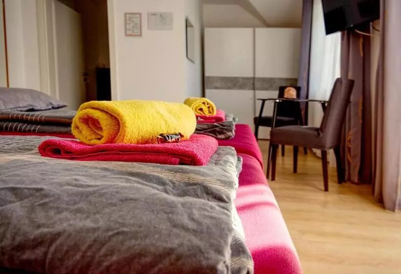 Hostelli Gasthof Zum Postwirt