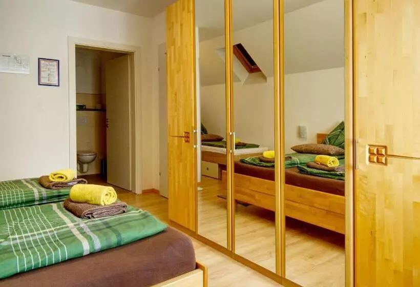 Hostelli Gasthof Zum Postwirt