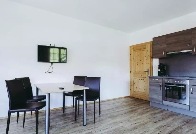 هتل Andis Almdorf