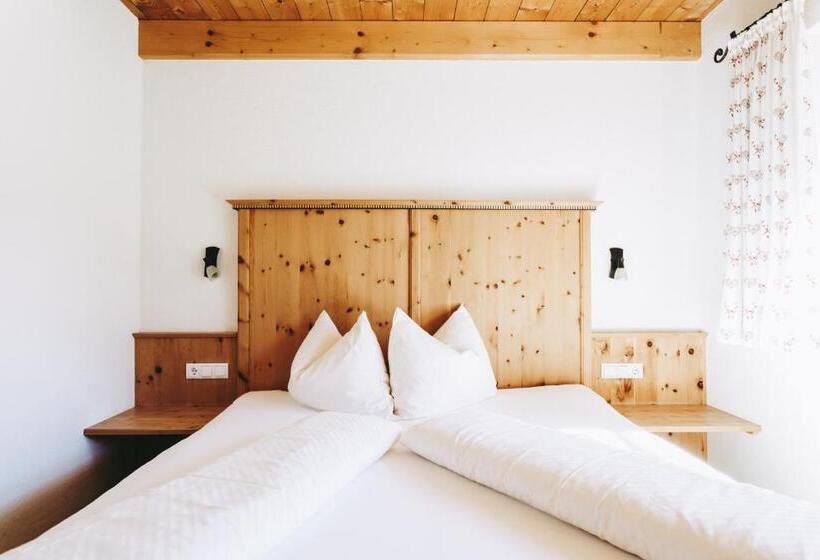 Hotelli Andis Almdorf