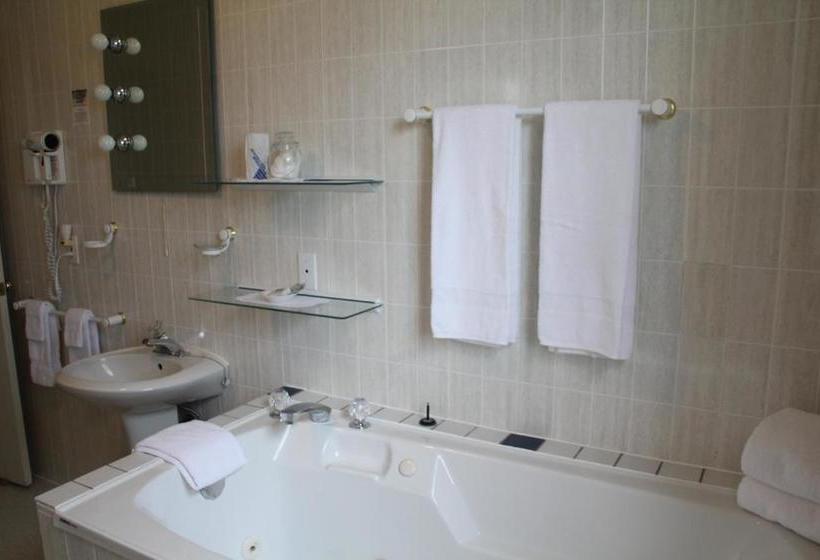 فندق Forest Haven Inn