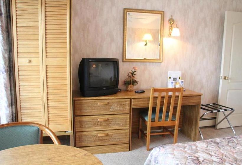 فندق Forest Haven Inn