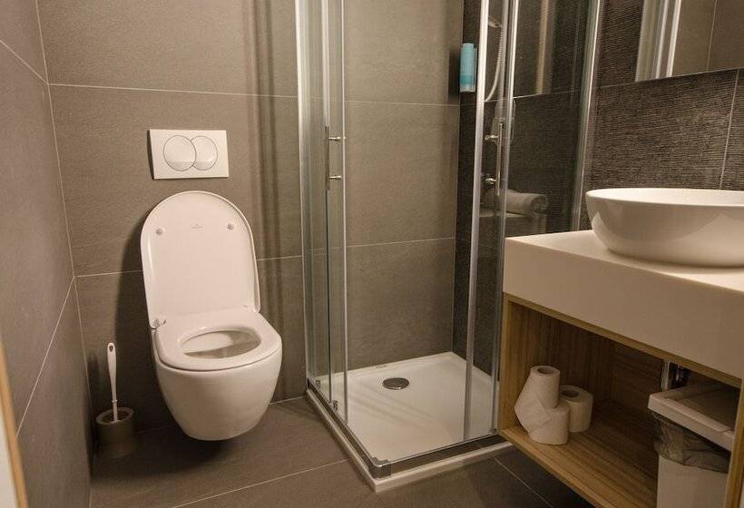 پانسیون Cha Cha Rooms