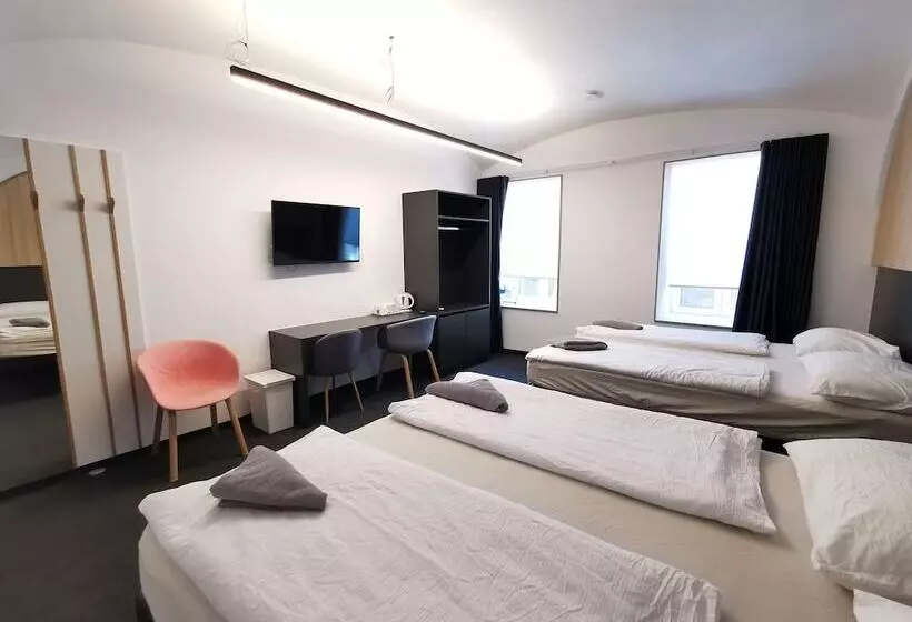 پانسیون Cha Cha Rooms