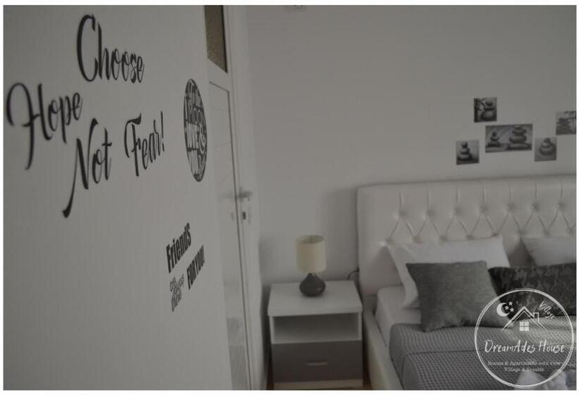 Pensiune Dreamades House