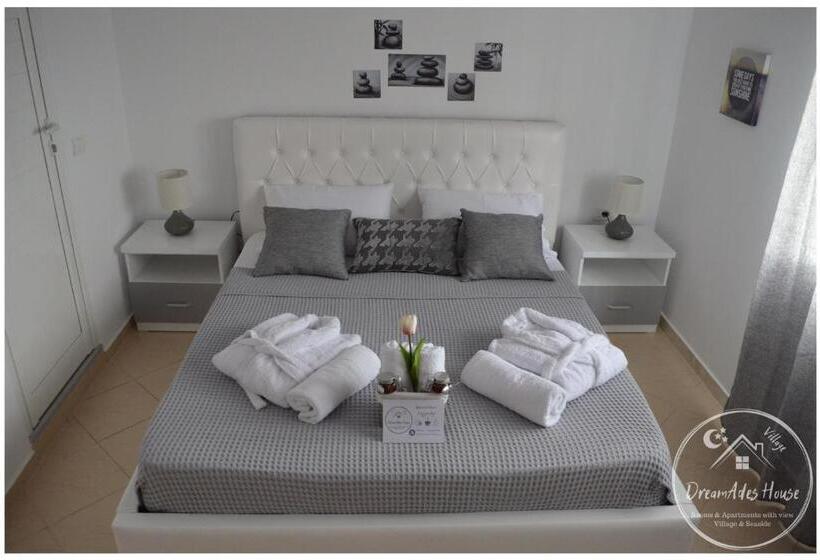 Pensiune Dreamades House