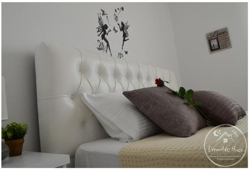 Pensiune Dreamades House