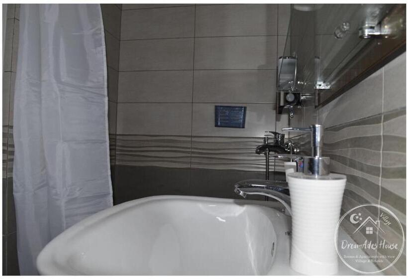 Pensiune Dreamades House