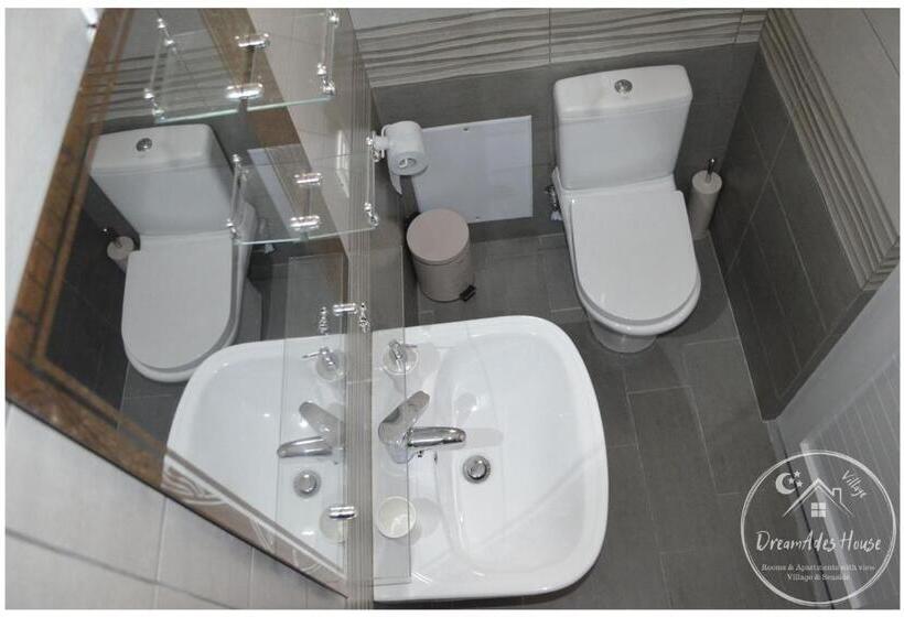 Pensiune Dreamades House