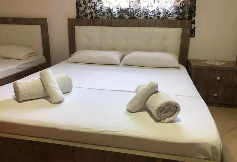 ペンション Guesthouse Emiljano