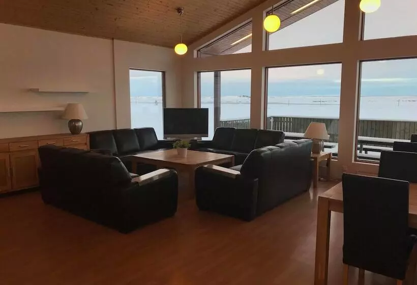 پانسیون Guesthouse Uggi