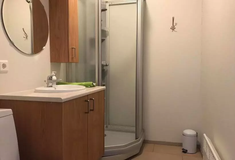 پانسیون Guesthouse Uggi