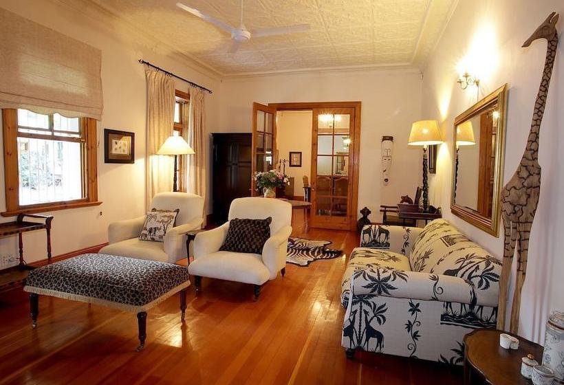 بنسيون Lawley House