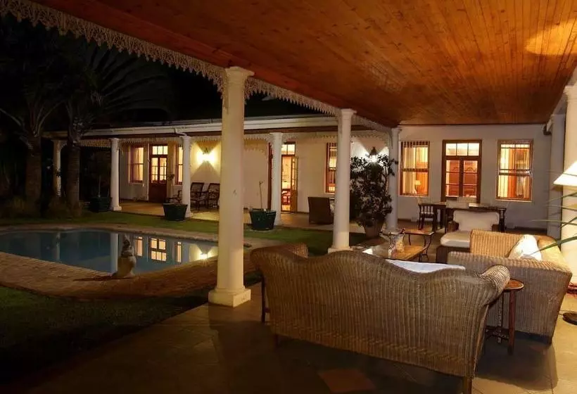 پانسیون Lawley House