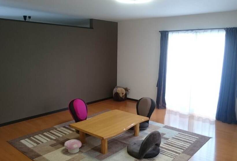 بنسيون Pittinn Farm Hinata