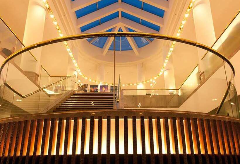 בית מלון כפרי Sunhills