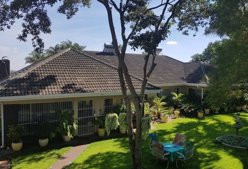 پانسیون Ashley's Guest House