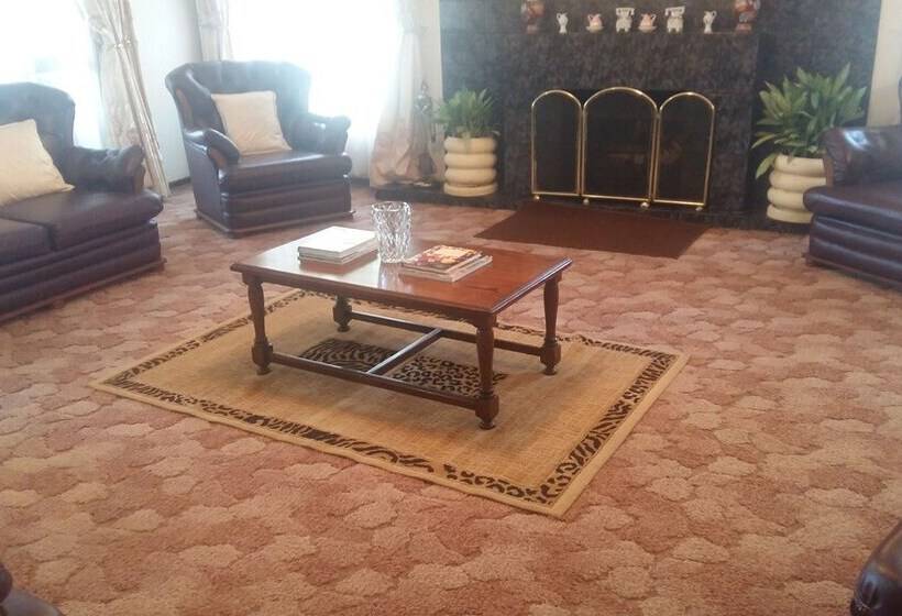 پانسیون Ashley's Guest House