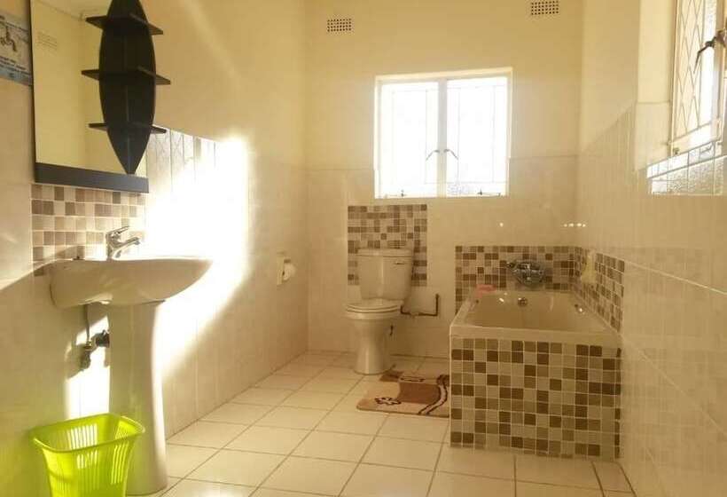 پانسیون Ingwe Place Guest House