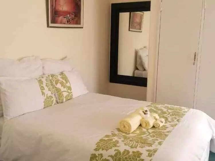 پانسیون Ingwe Place Guest House