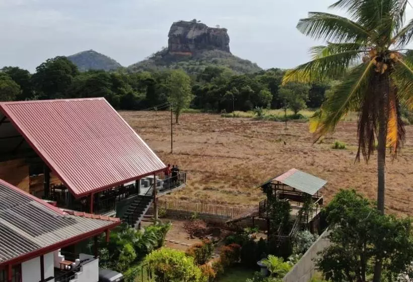 پانسیون Kashyapa Kingdom View