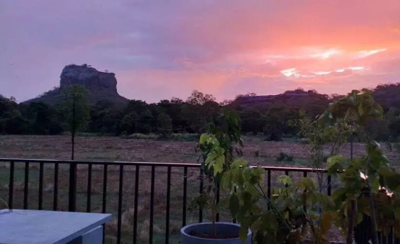 پانسیون Kashyapa Kingdom View