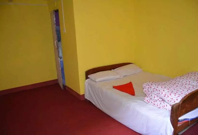 پانسیون Nagarkot Community Homestay