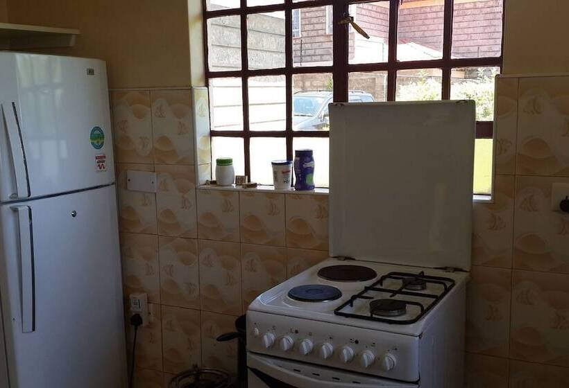 پانسیون Regency Guest Homes