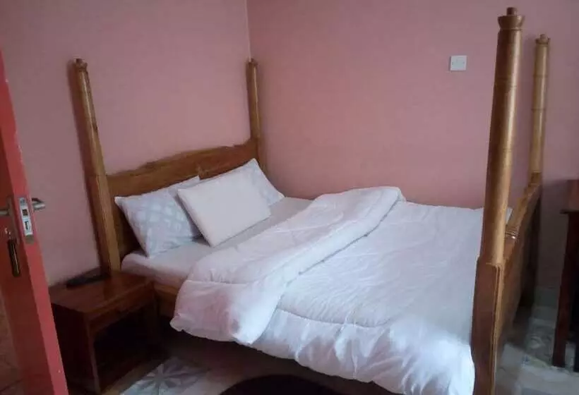 پانسیون Regency Guest Homes